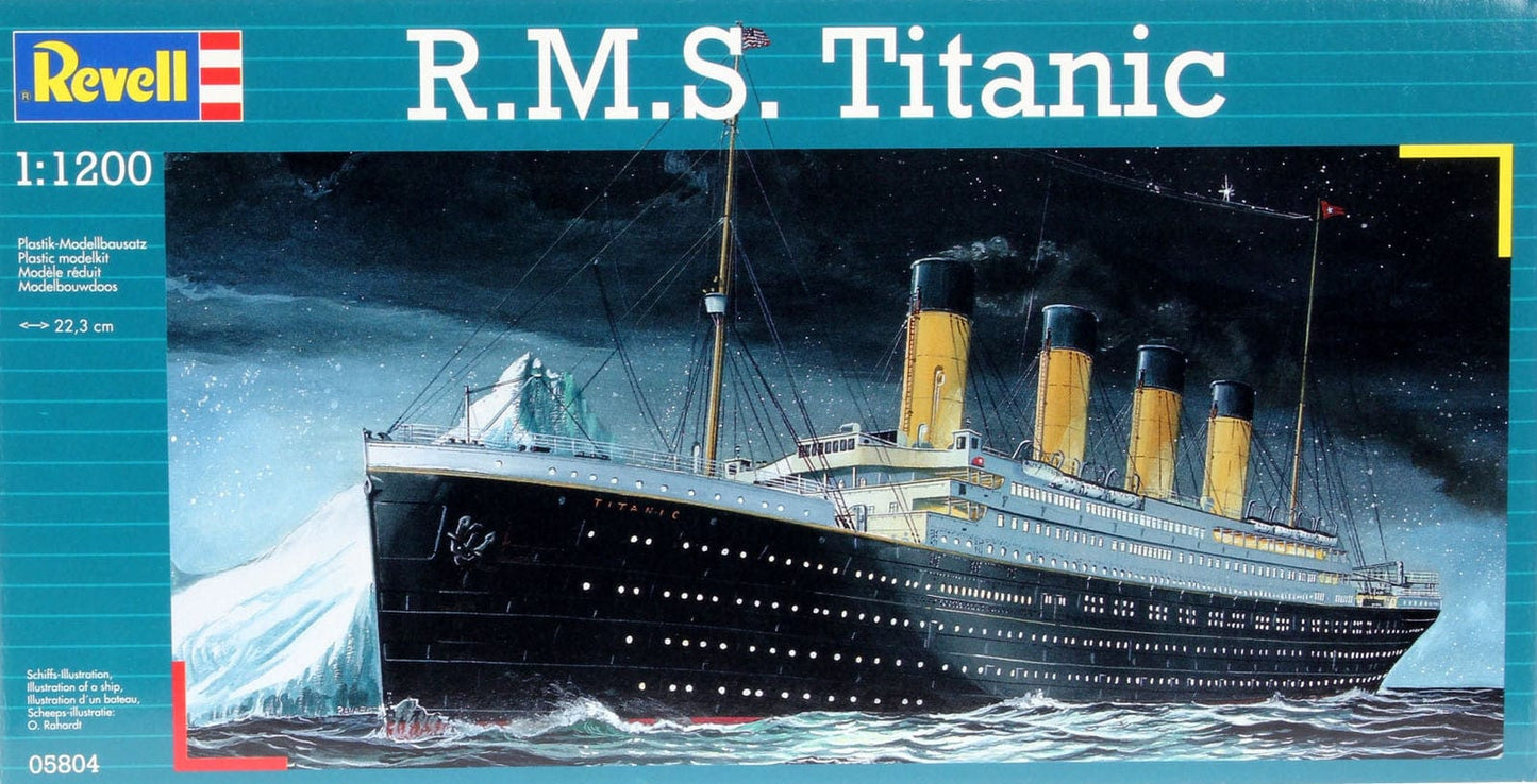 010 - Revell - 05804 - RMS Titanic - primary image