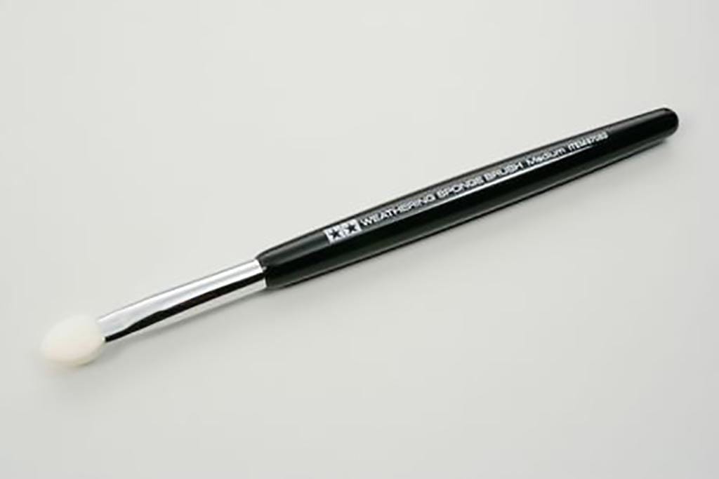 010 - Tamiya - 87083 - Tamiya Weathering Sponge Brush Medium - primary image