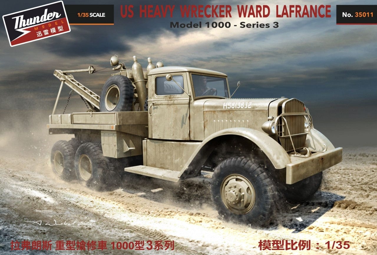 010 - Thunder Model - TM35011 - Ward LaFrance M1000 Series 3 - primary image