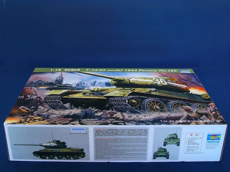 T-34-85, année de construction 1944, usine n° 174