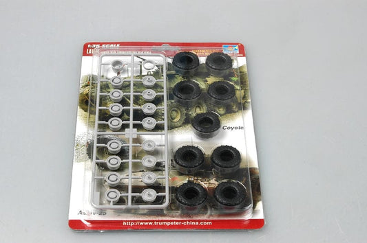 010 - Trumpeter - 06608 - LAV II Series 8x8 325/85 R16 XML Tyres Set - primary image