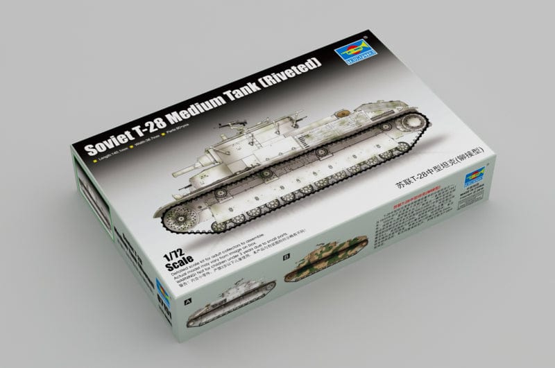 010 - Trumpeter - 07151 - T-28 (riveted) - primary image