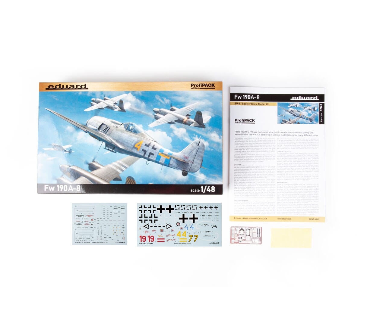 Eduard - 82147 - Focke-Wulf Fw 190 A-8 - box contents