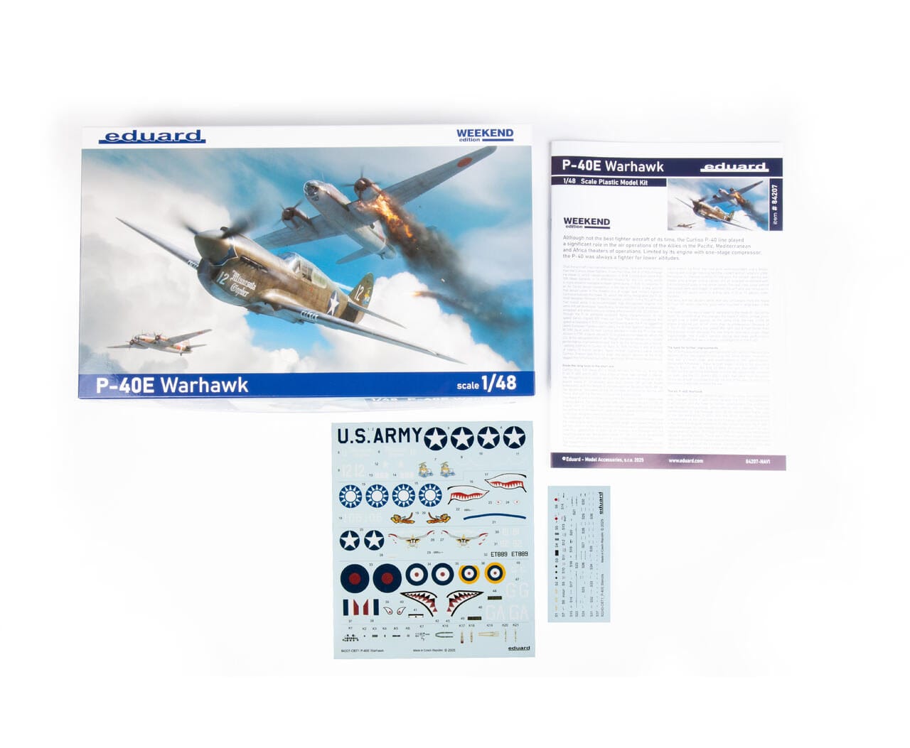 100 - Eduard - 84207 - Curtiss P-40E Warhawk / Kittyhawk Mk Ia - box contents