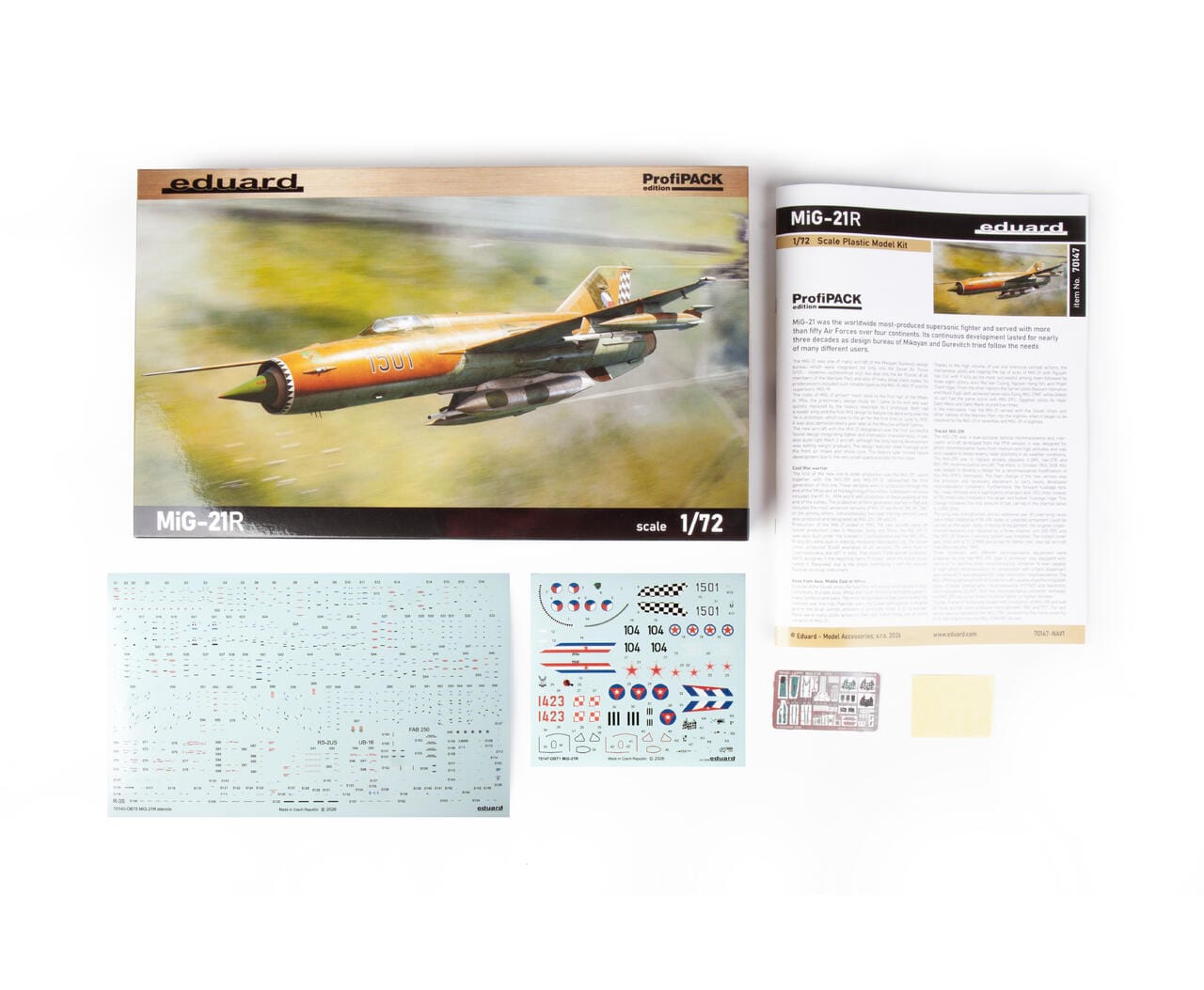 Eduard - 70147 - Mikoyan-Gurevich MiG-21R Fishbed H - box contents
