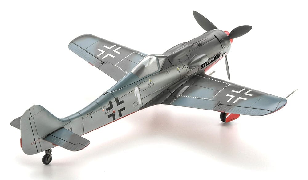 Hasegawa - 02539 - Focke-Wulf Fw 190 D-9 - painted model