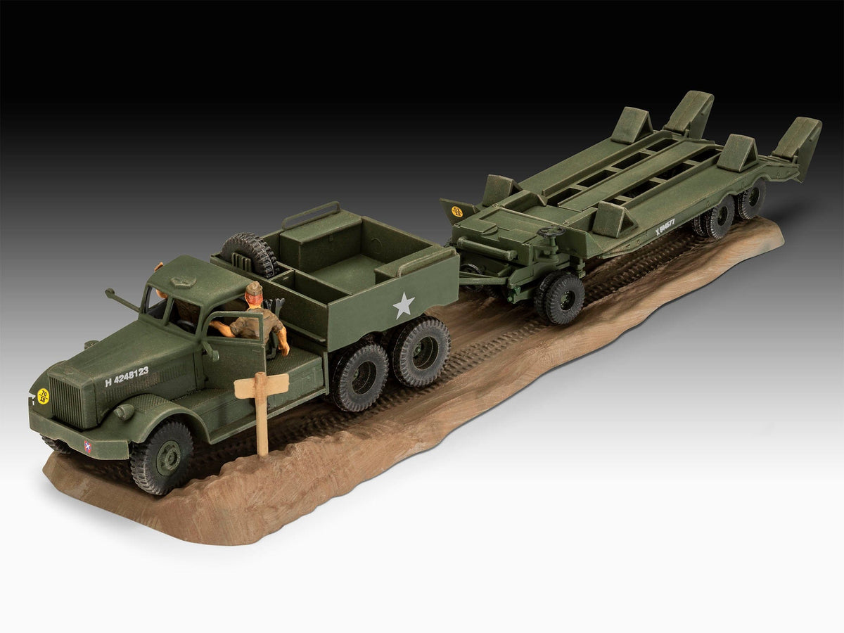 704 - Revell - 03364 - Diamond T M19 Tank Transporter - painted model