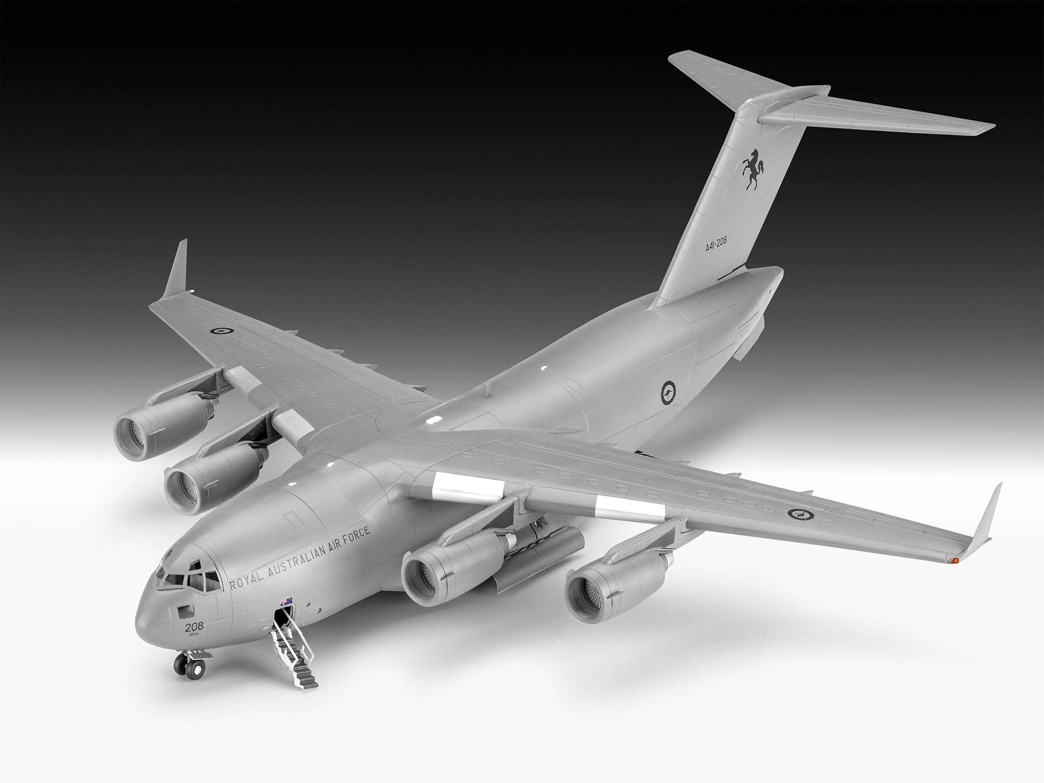Revell - 03747 - Boeing C-17A Globemaster III - painted model