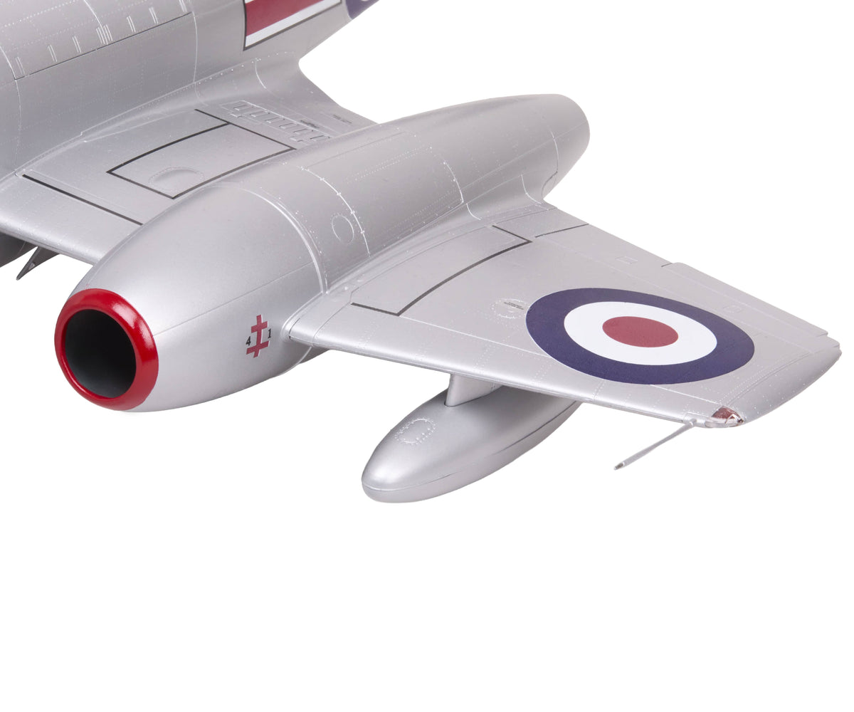 703 - Revell - 03779 - Gloster Meteor F.8 / FR.9 - painted model