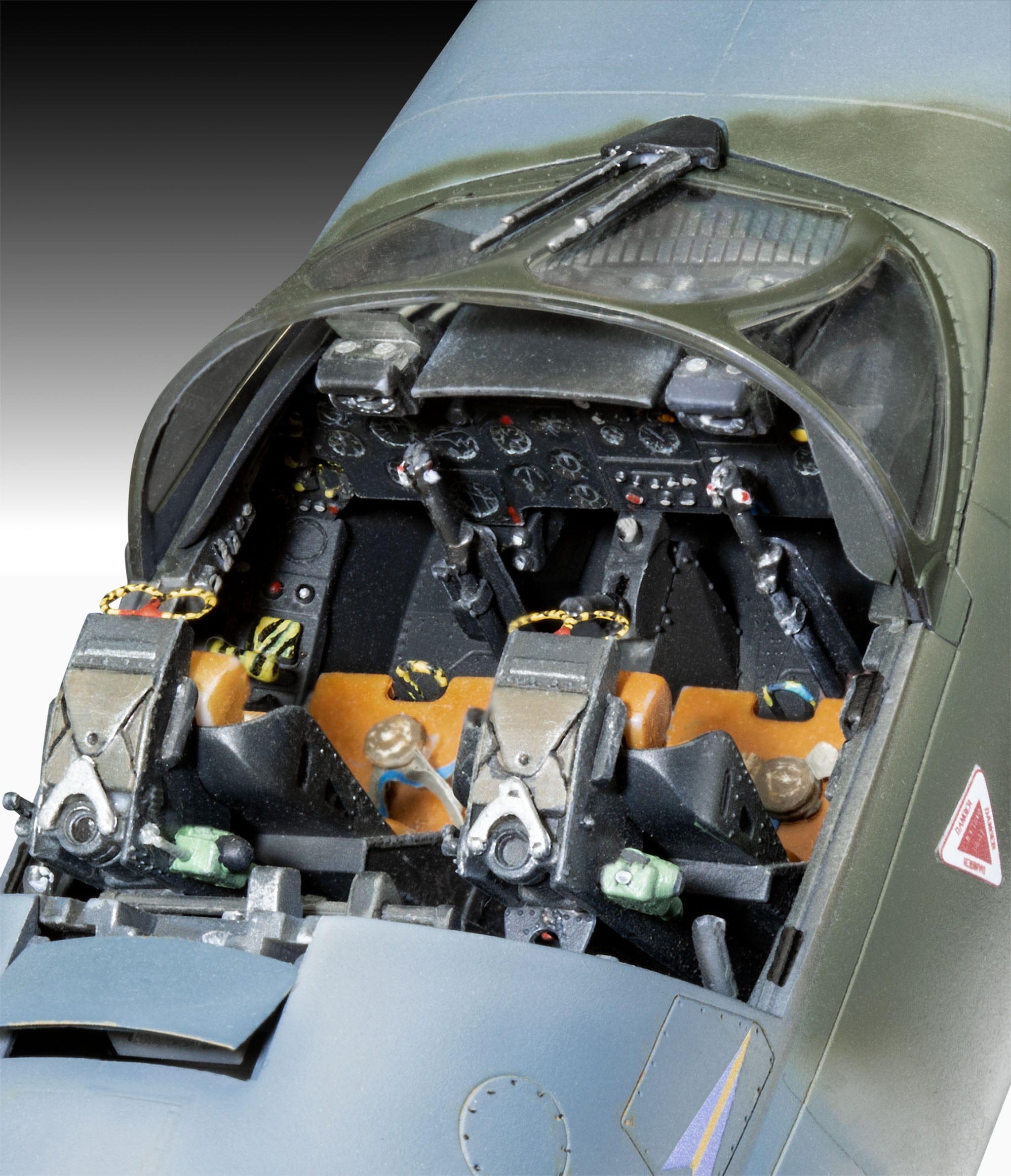 Revell - 03786 - Hawker Hunter T.7 / T.7a - painted model