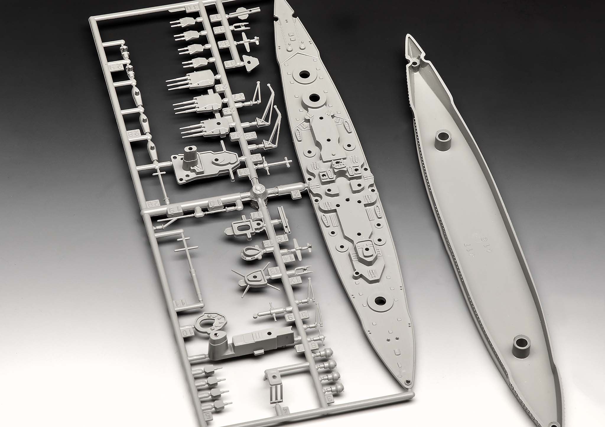 Revell - 05181 - Gneisenau - sprue