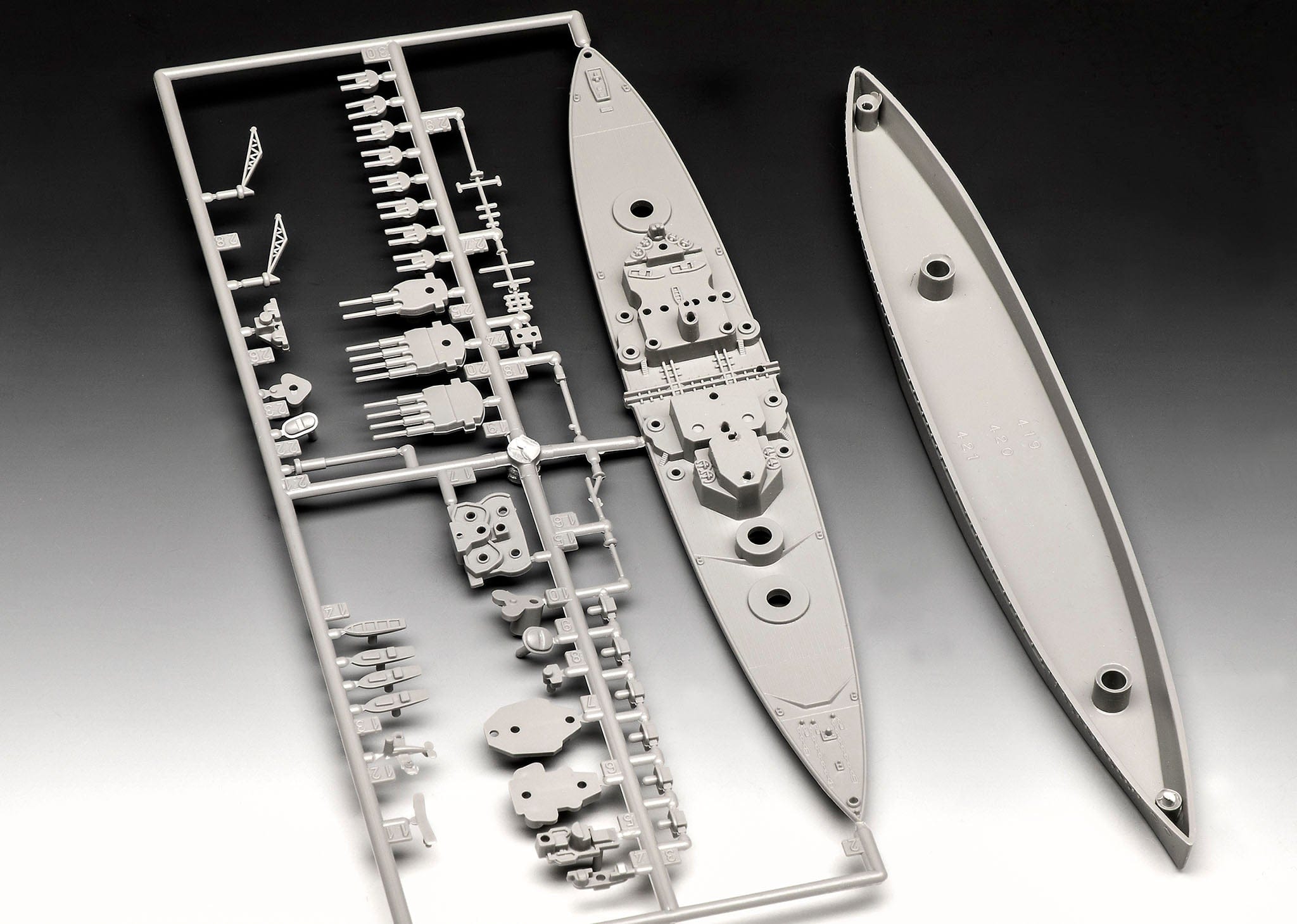 Revell - 05182 - HMS Duke of York (17) - sprue