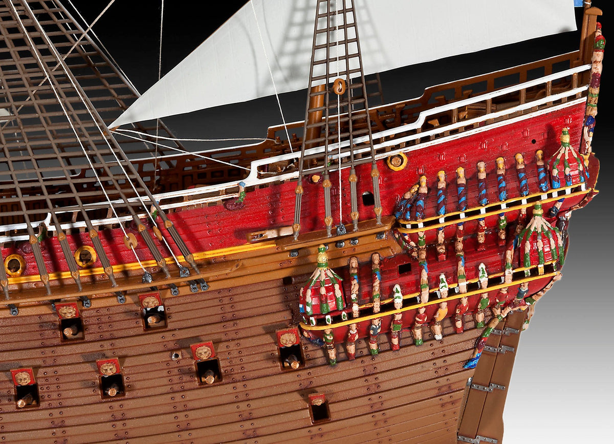 701 - Revell - 05414 - Vasa - painted model