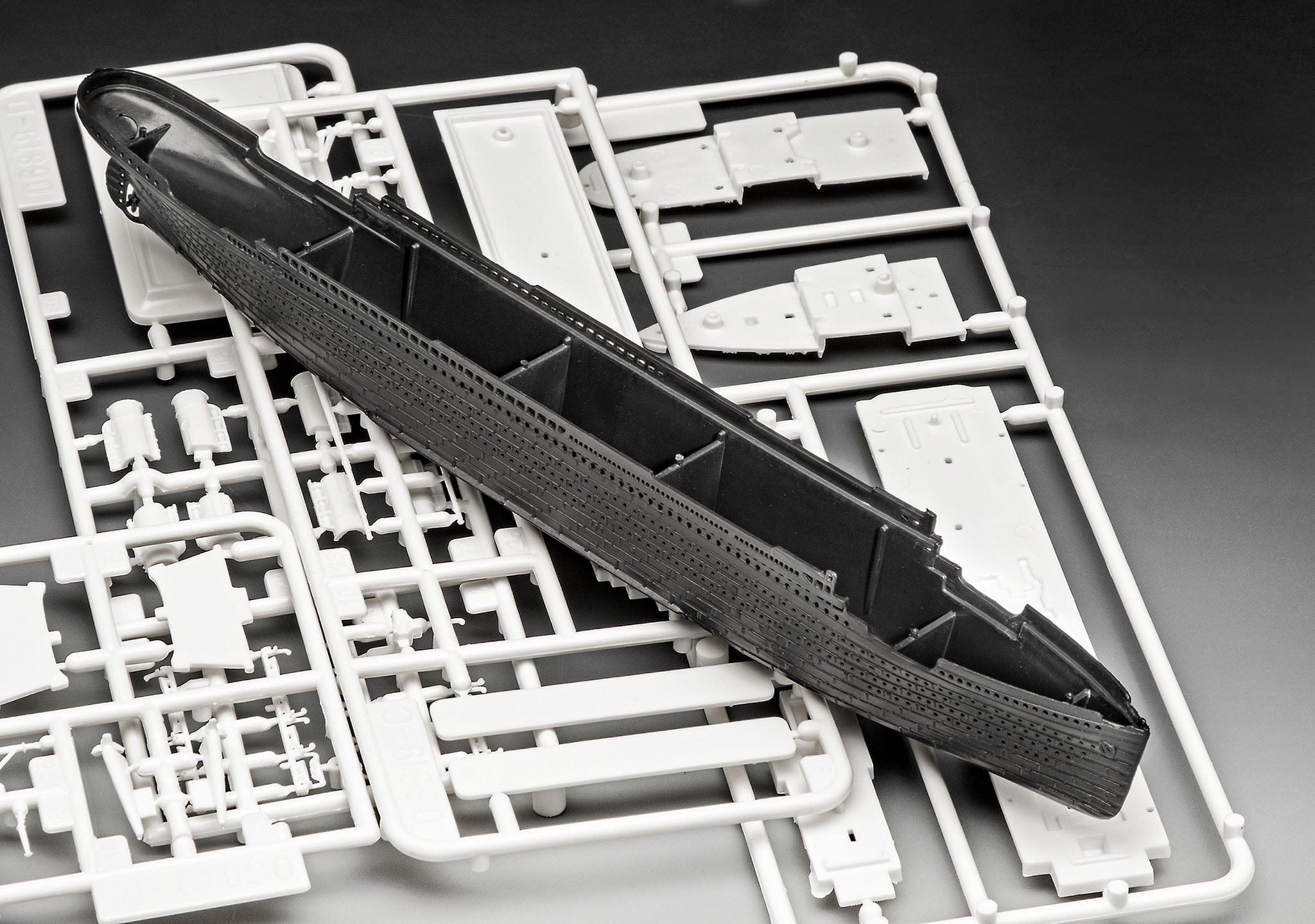 Revell - 05804 - RMS Titanic - sprue