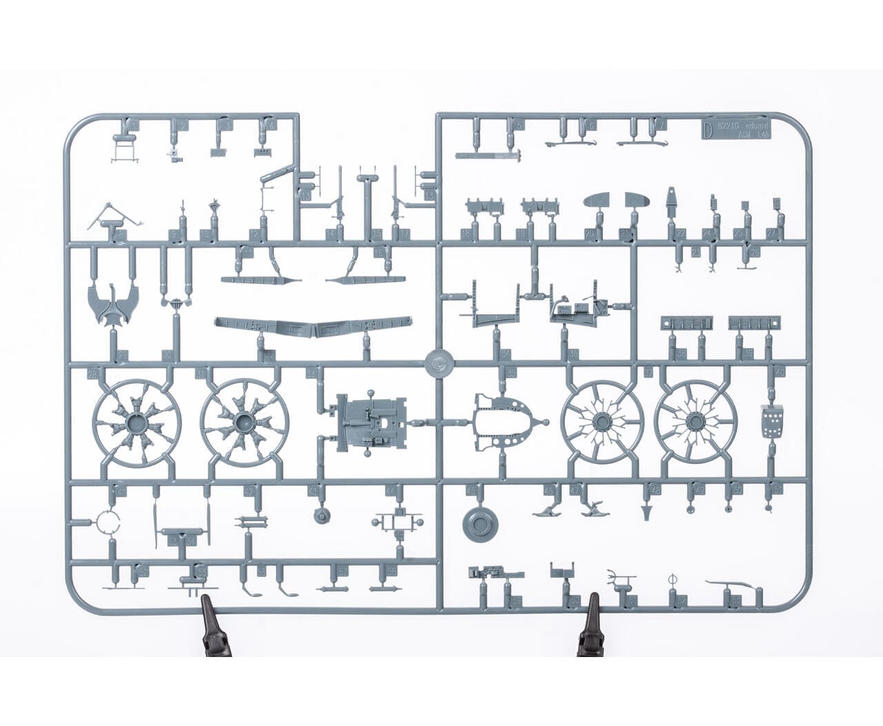 Eduard - 82218 - Mitsubishi A6M2-K Zero Model 21 - sprue