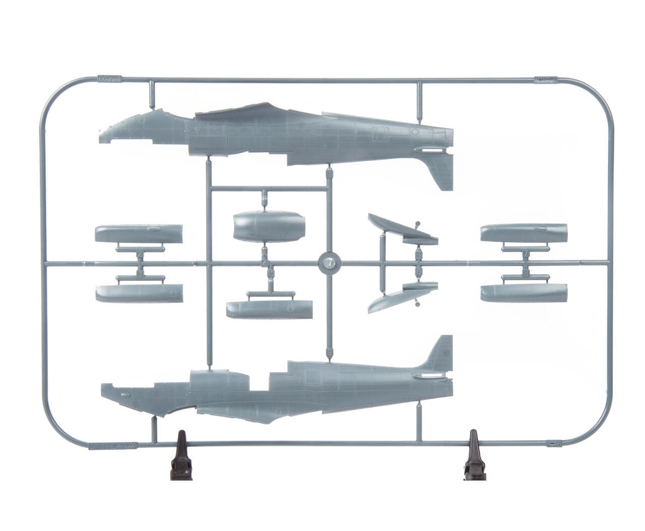 203 - Eduard - 8282 - Supermarine Spitfire Mk IX - sprue