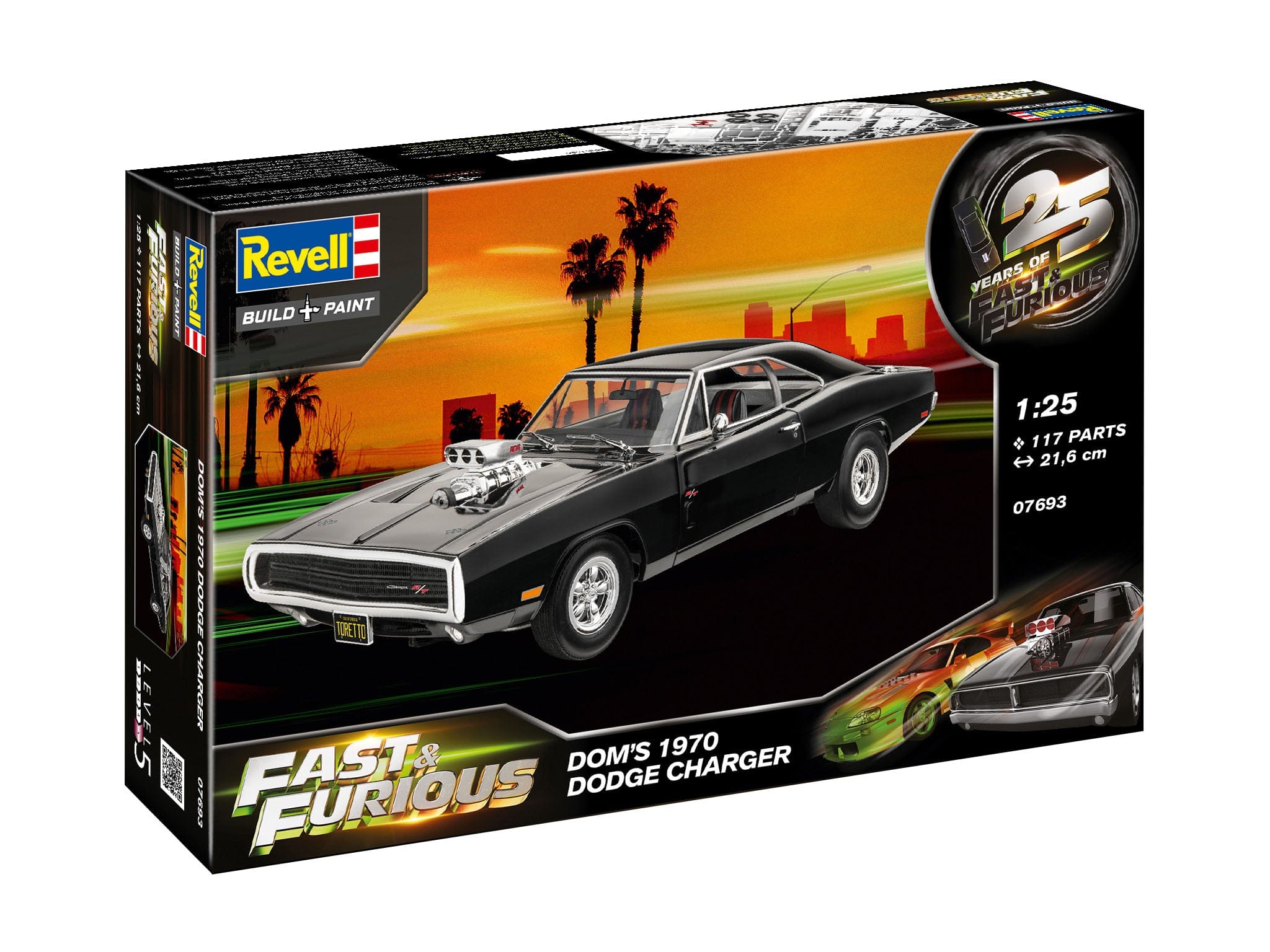 Revell - 07693 - Dominic's 1970 Dodge Charger [Fast & Furious] - box front right angle
