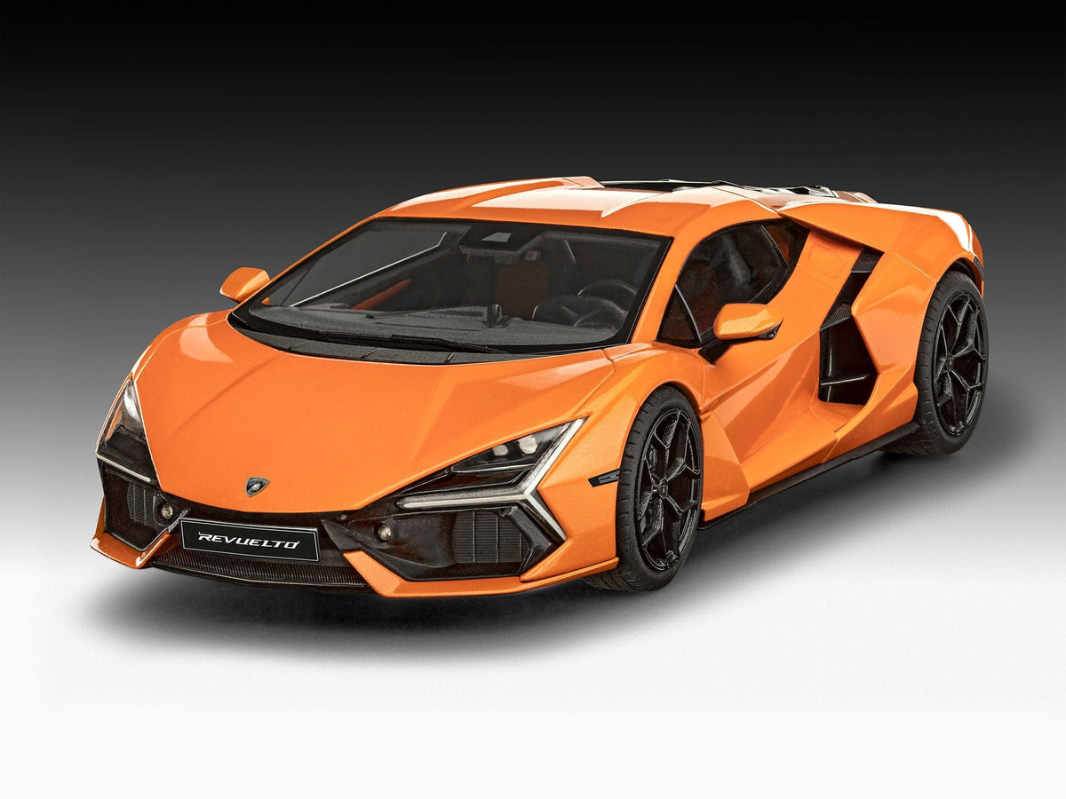 700 - Revell - 07723 - Lamborghini Revuelto - painted model