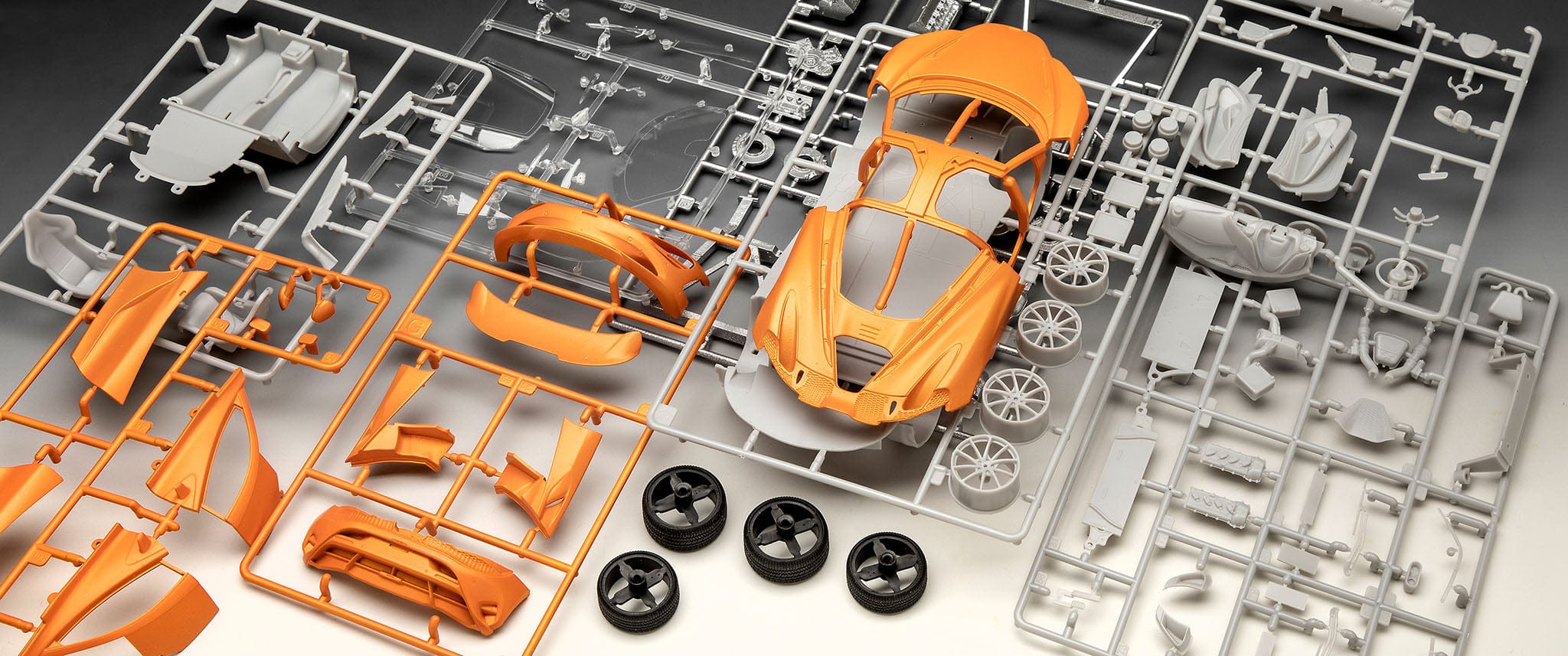 Revell - 07734 - McLaren 750S - sprue