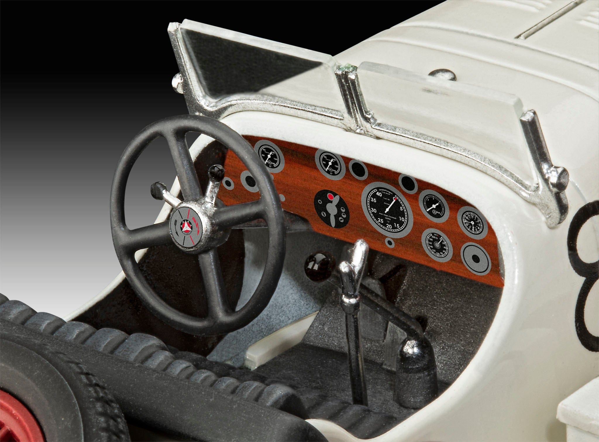 Revell - 07737 - Mercedes-Benz SSKL - painted model