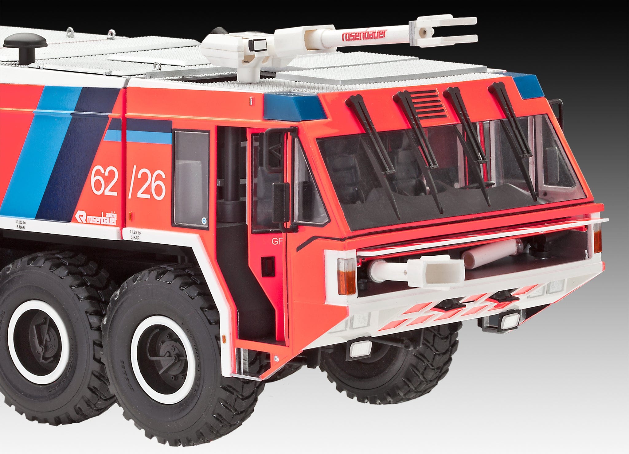 Revell - 07747 - Rosenbauer GFLF Simba 8x8 - painted model