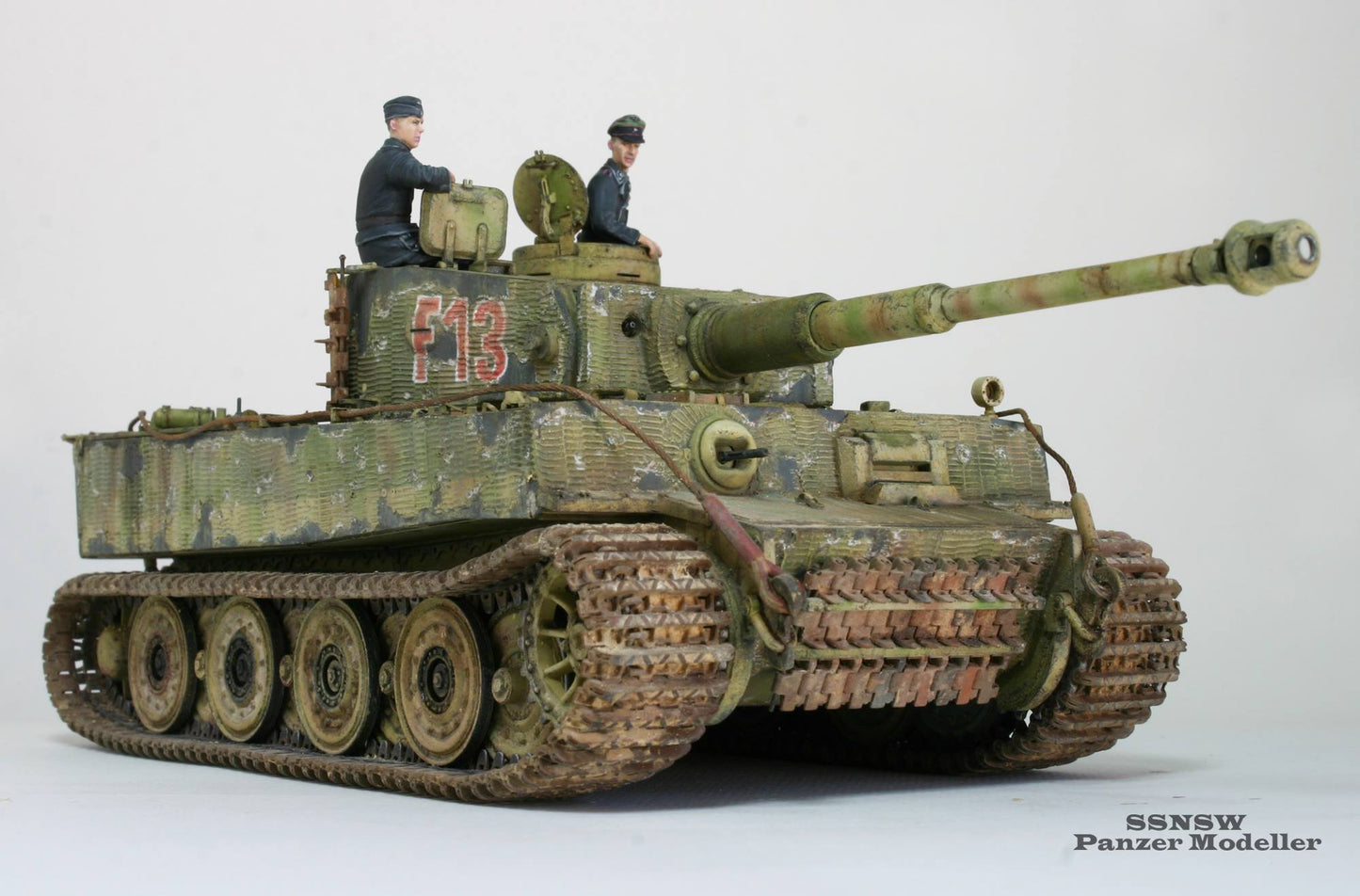 705 - Rye Field Model - 5005 - Pz.Kpfw. VI Ausf. E Tiger I - painted model