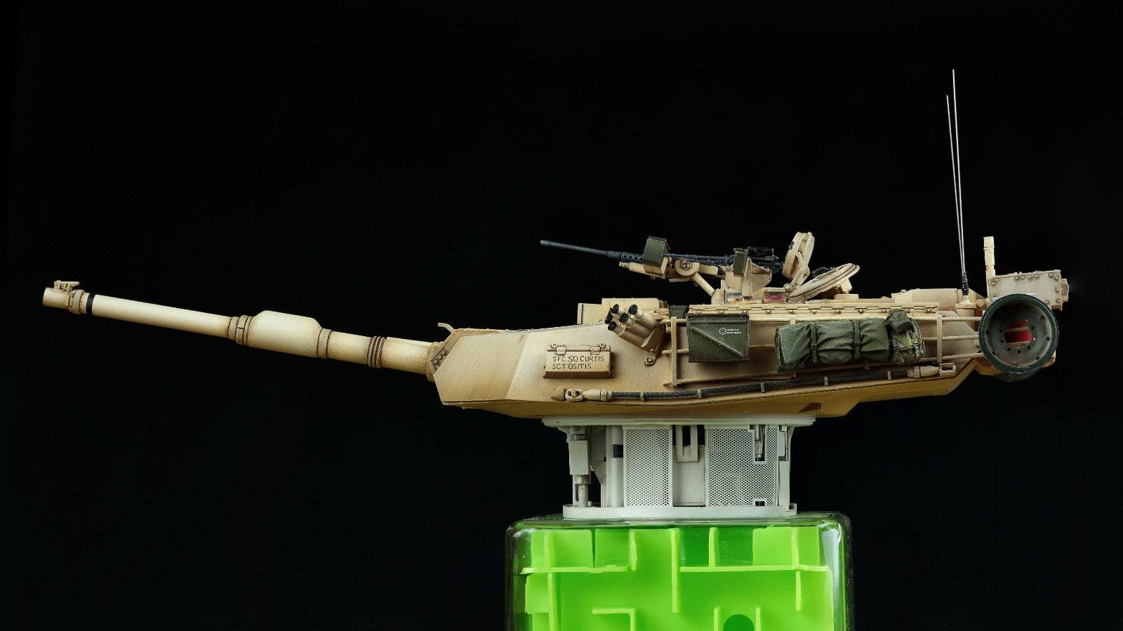 Rye Field Model - 5007 - M1A1/A2 Abrams - painted model