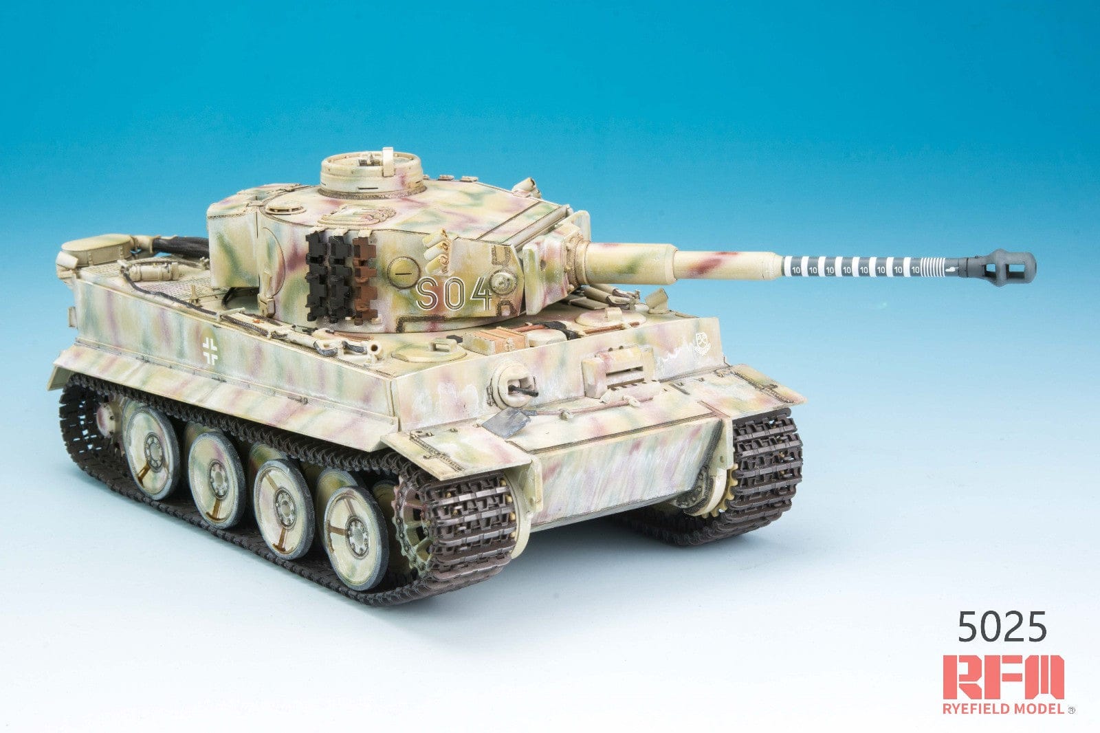 Rye Field Model - 5025 - Pz.Kpfw. VI Ausf. E Tiger I (early) [interior kit] - painted model