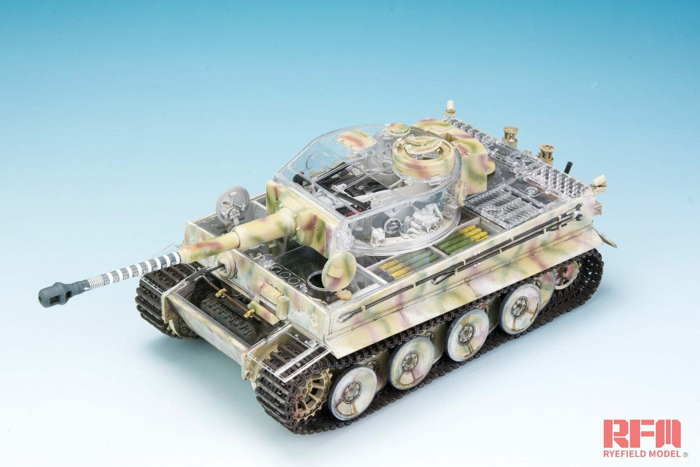 702 - Rye Field Model - 5025 - Pz.Kpfw. VI Ausf. E Tiger I (early) [interior kit] - painted model