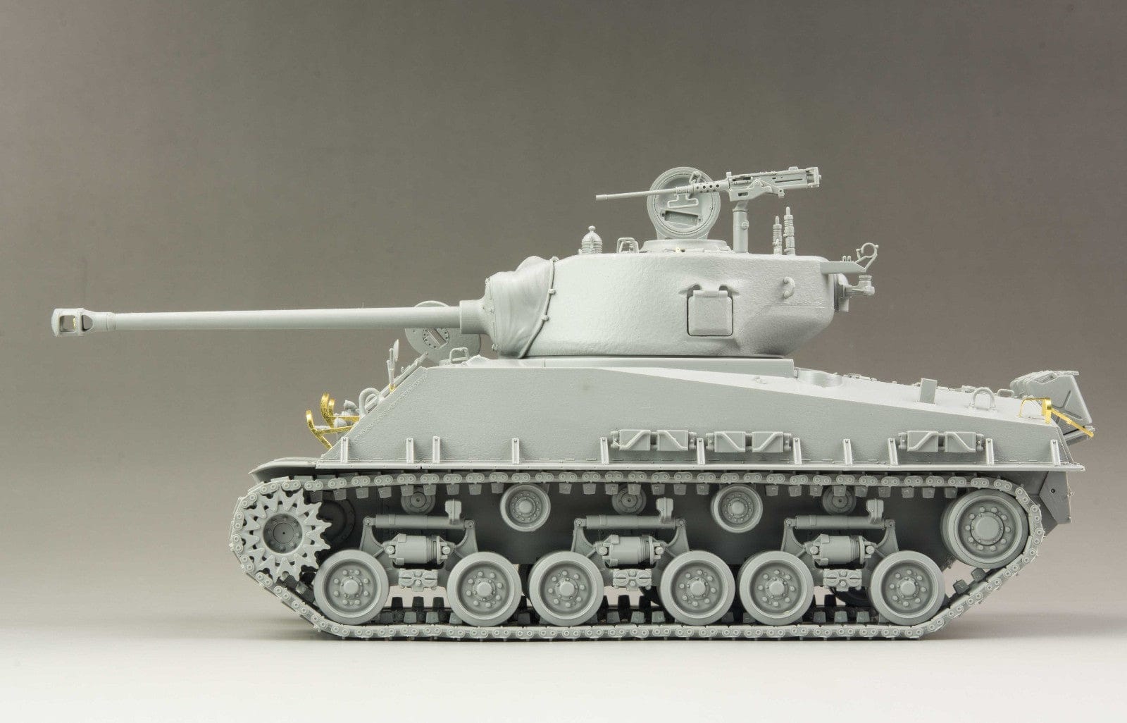 Rye Field Model - 5028 - M4A3E8 Sherman - unpainted model