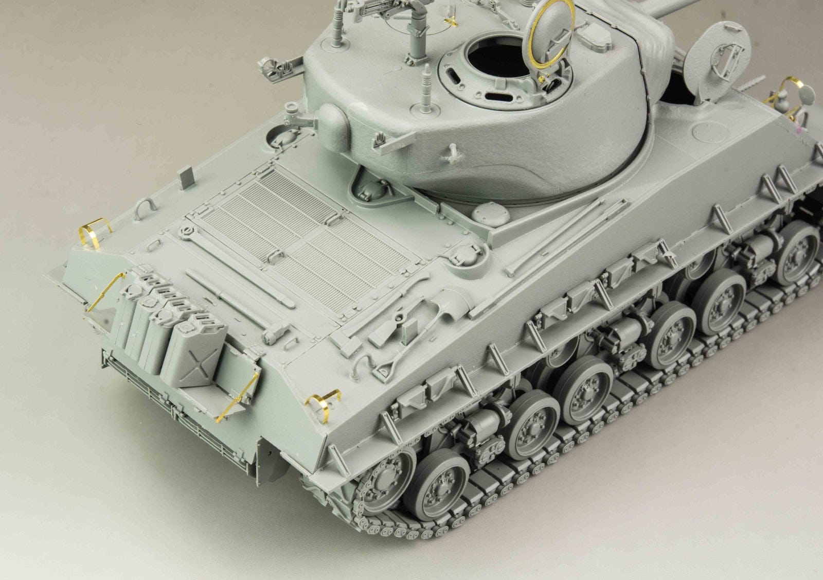 Rye Field Model - 5028 - M4A3E8 Sherman - unpainted model