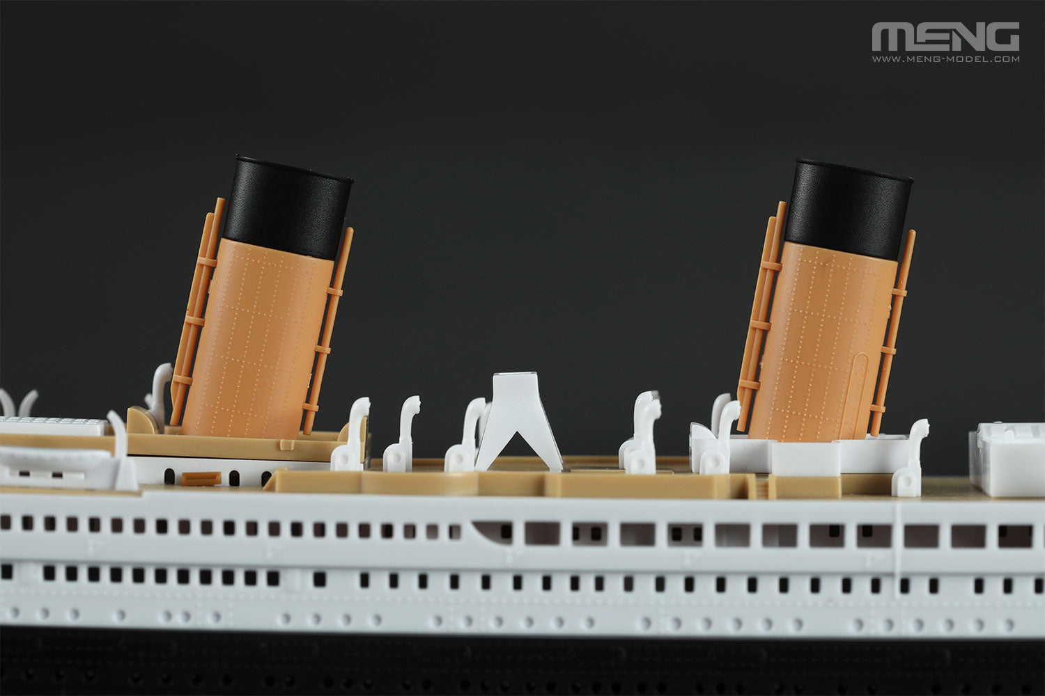 painted model - The massive chimneys were a defining feature of the-then luxury passenger liners. Rivets and pipeline details are precisely represented. 