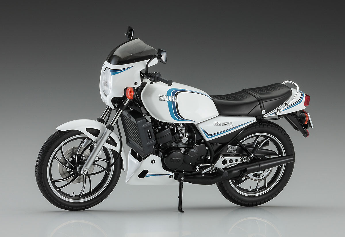 700 - 45292 - HALE21758 - Limited Edition Series - painted model