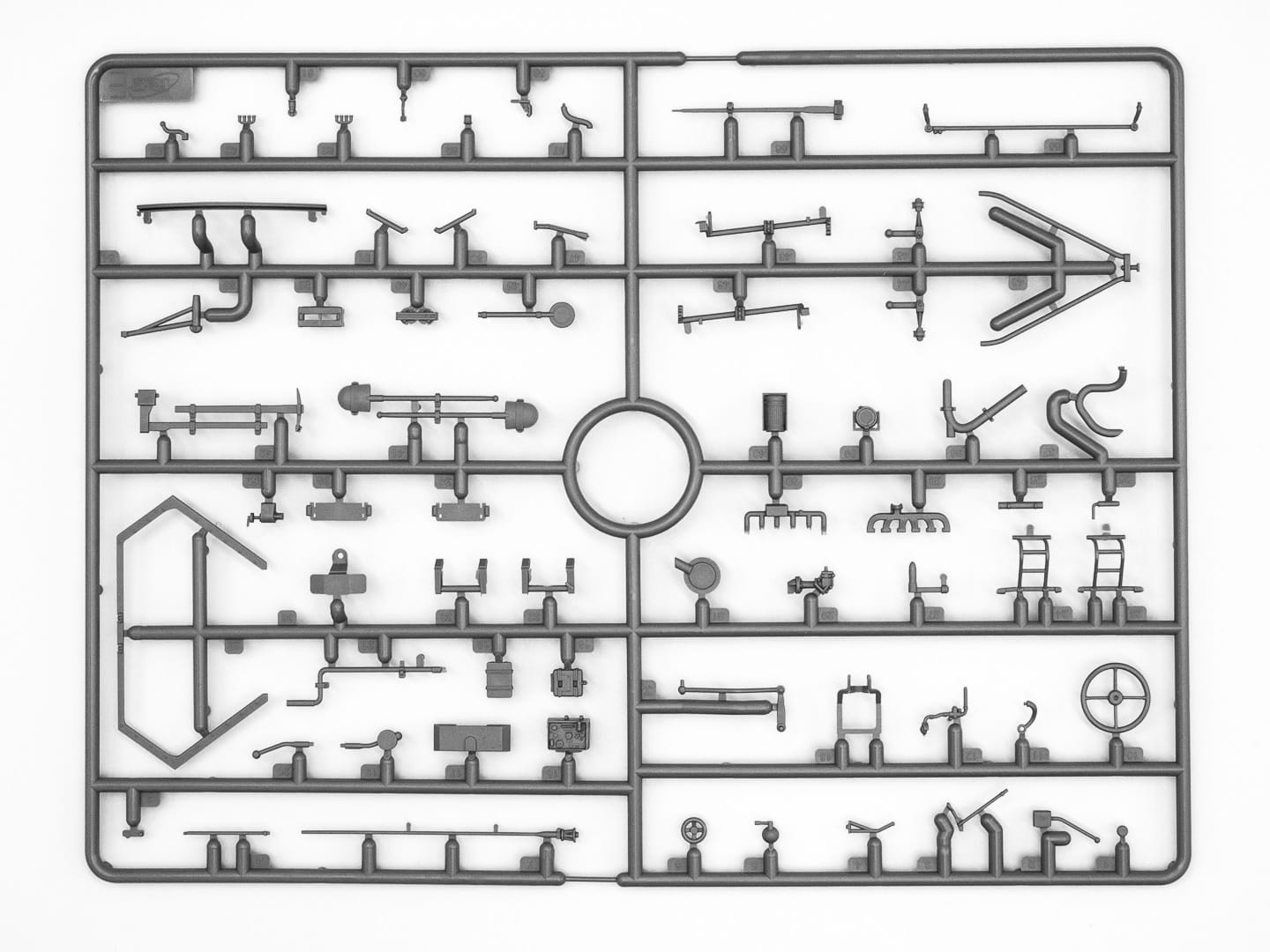ICM - 35107 - Sd.Kfz. 251/1 Ausf. B Wurfrahmen 40 ‘Stuka zu Fuss’ - sprue