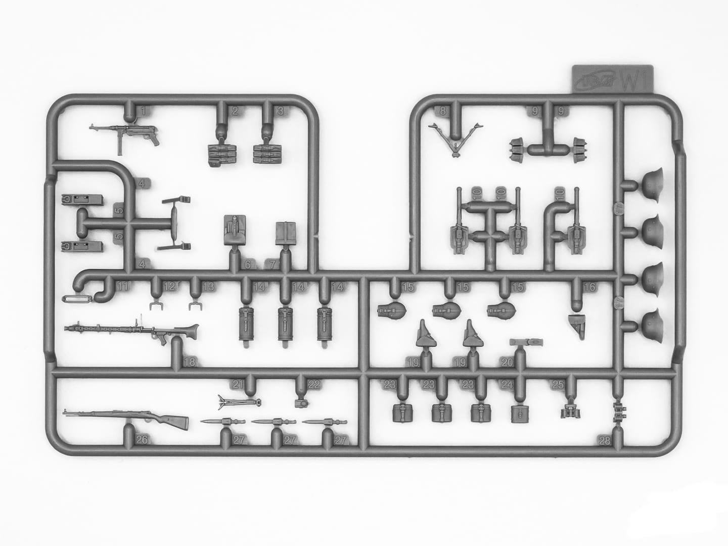 ICM - 35108 - Sd.Kfz. 251/1 Ausf. B Wurfrahmen 40 ‘Stuka zu Fuss’ with Crew - sprue