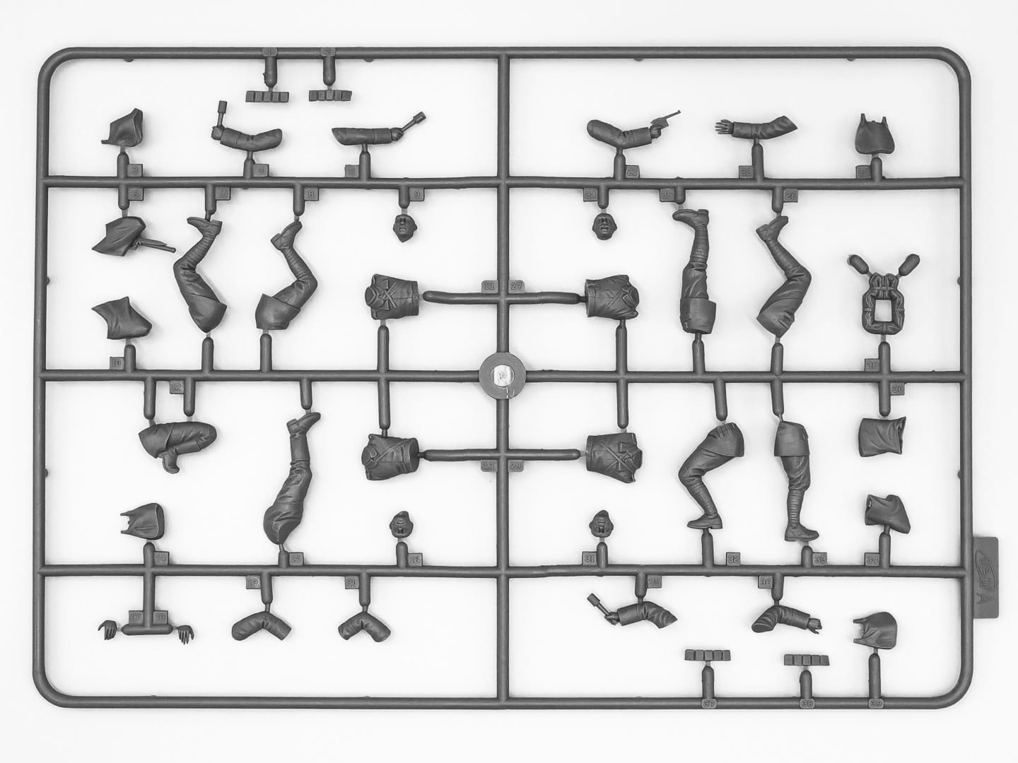 ICM - 35723 - German Sturmtruppen ‘Zum Angriff vorwärts!’ - sprue
