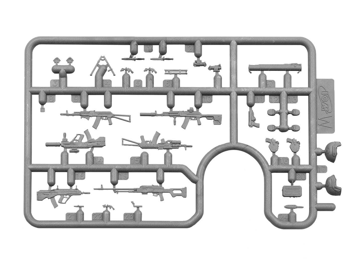 208 - ICM - 35017 - ZiL-131 with DShKMd Crew - sprue