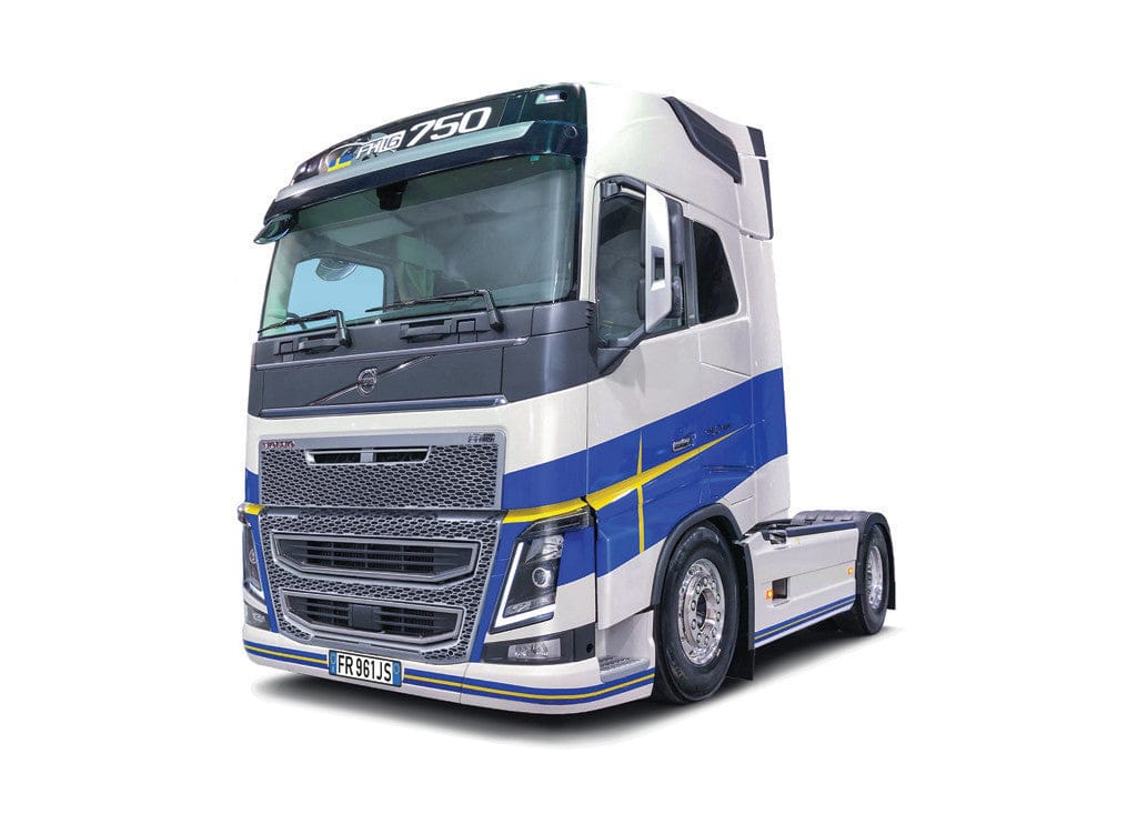 150 - Italeri - 3970 - Volvo FH16 Medium Roof - box art