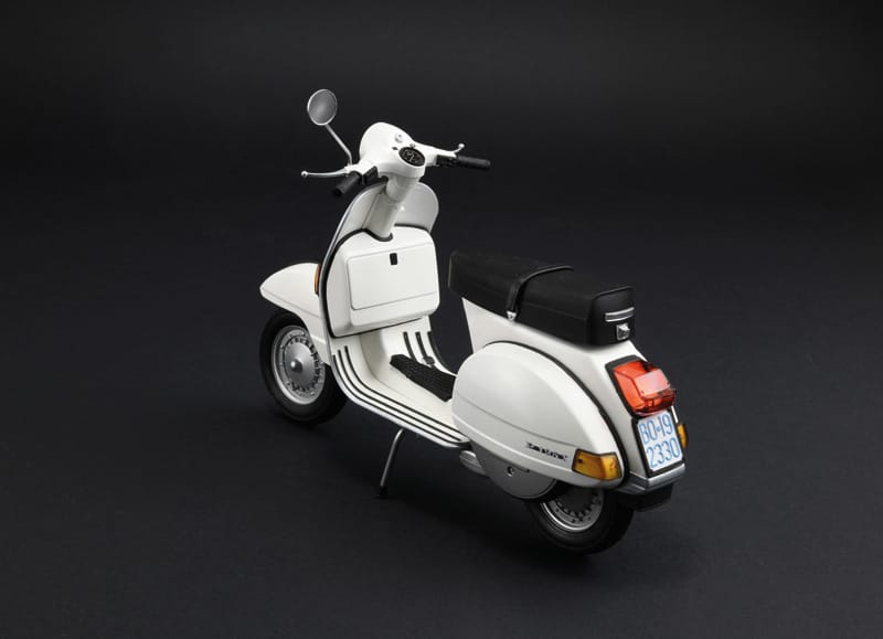 701 - Italeri - 4645 - Vespa PX 125/150 (1978) - painted model
