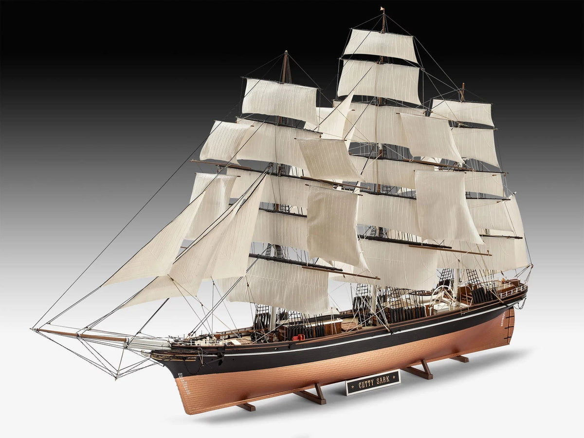 700 - Revell - 05422 - Cutty Sark - painted model