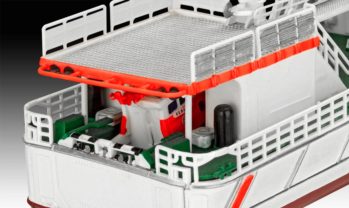 704 - Revell - 05812 - Hermann Marwede (SK29) - painted model