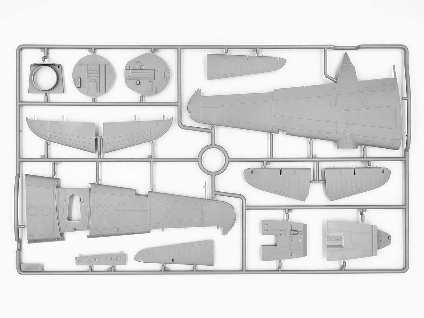 202 - ICM - 48327 - Martin B-26G Marauder and Marston Mat - sprue