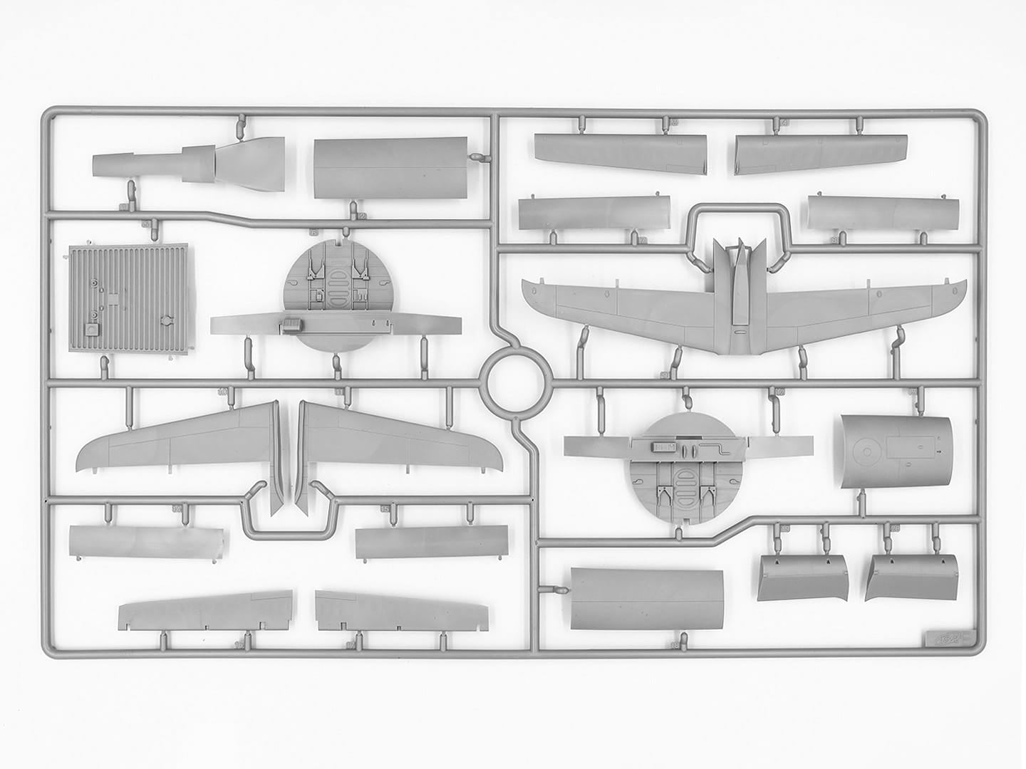 ICM - 48327 - Martin B-26G Marauder and Marston Mat - sprue