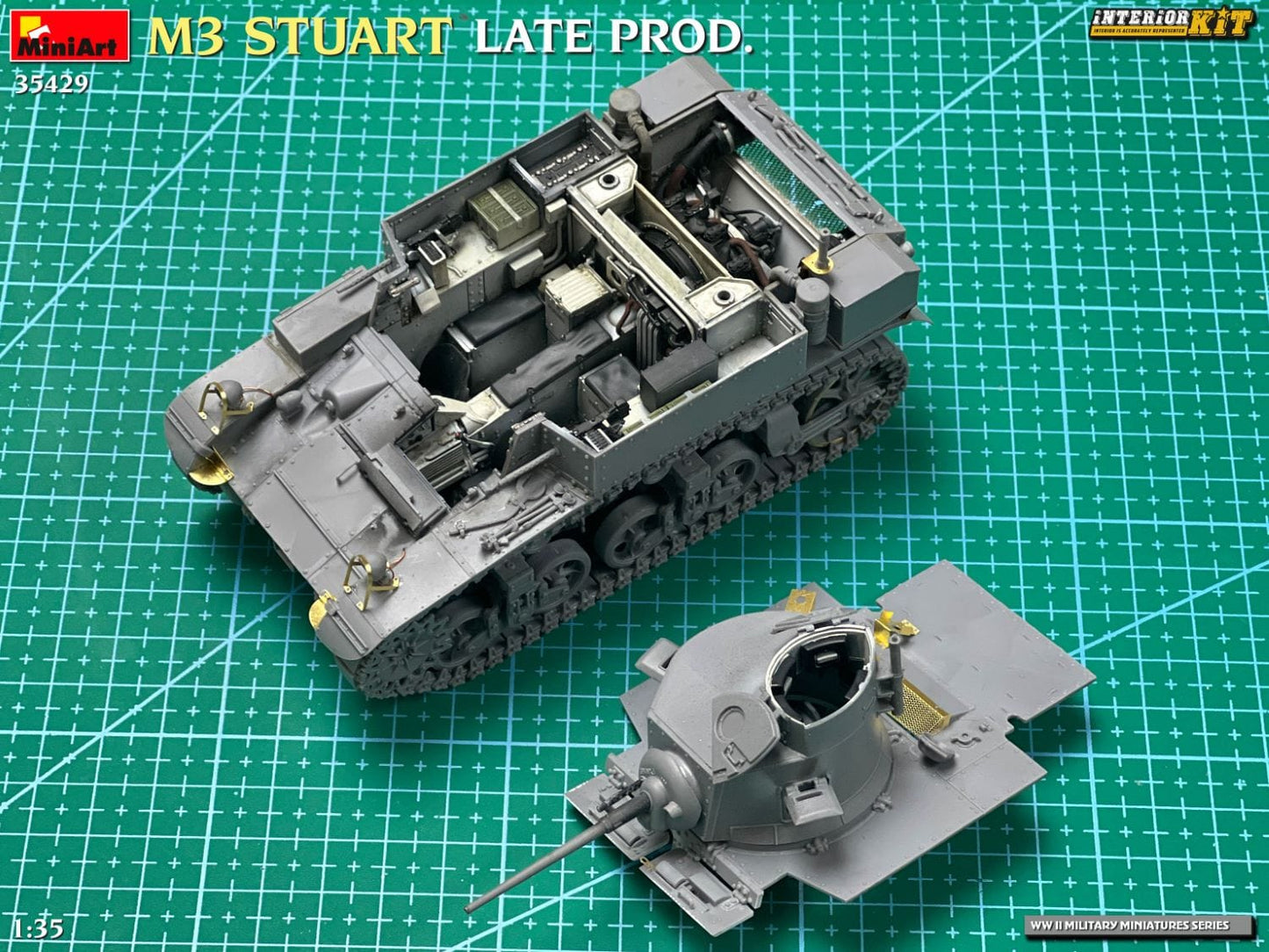 607 - Miniart - 35429 - M3 Stuart (late) - unpainted model