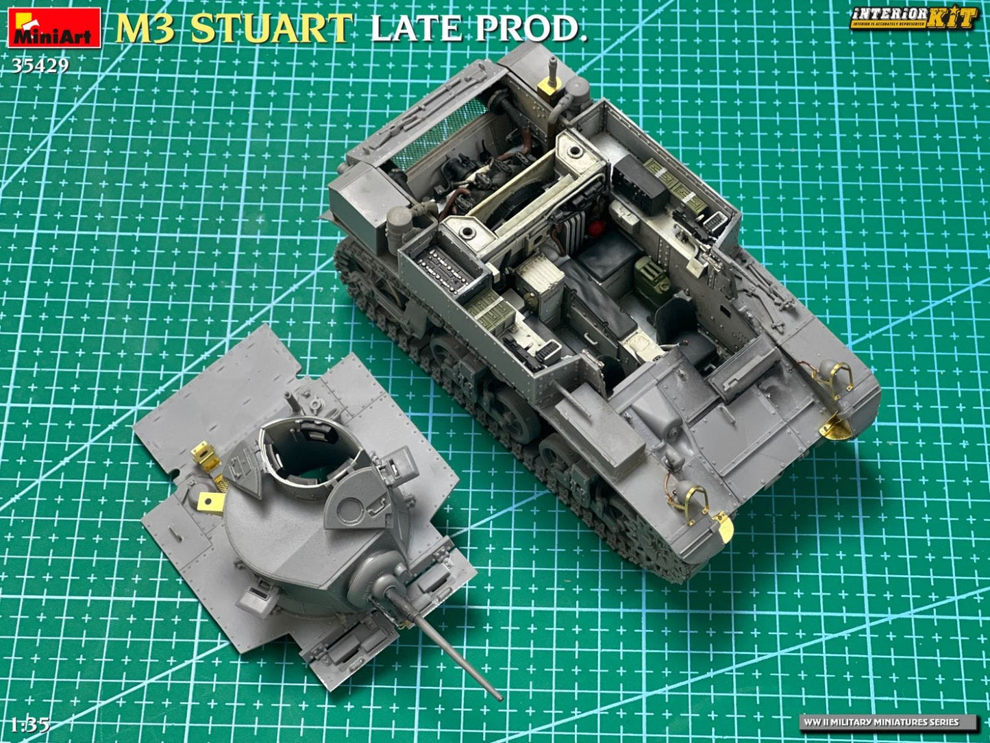 610 - Miniart - 35429 - M3 Stuart (late) - unpainted model