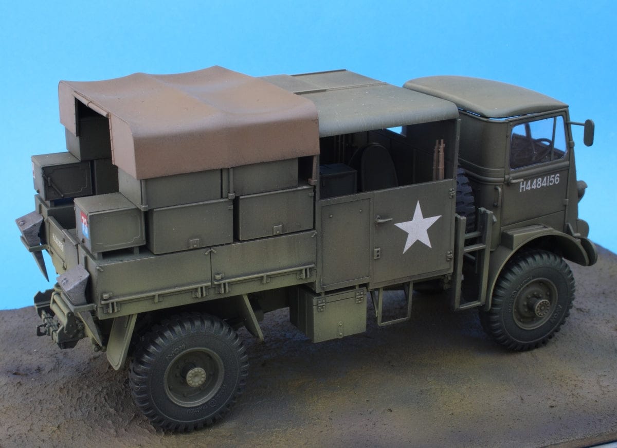 703 - IBG - 35018 - Bedford QLB 3-ton 4×4 - painted model