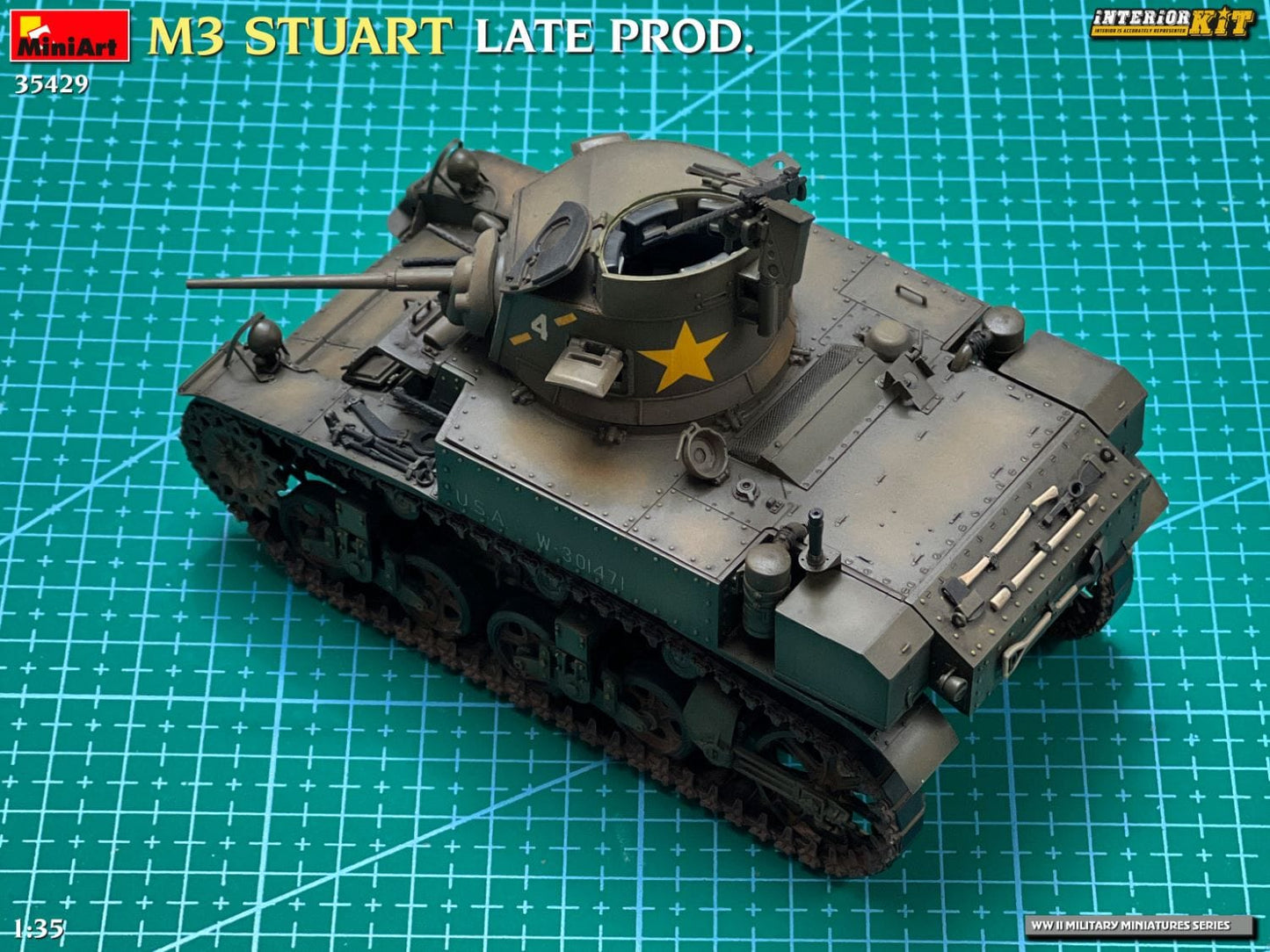 704 - Miniart - 35429 - M3 Stuart (late) - painted model