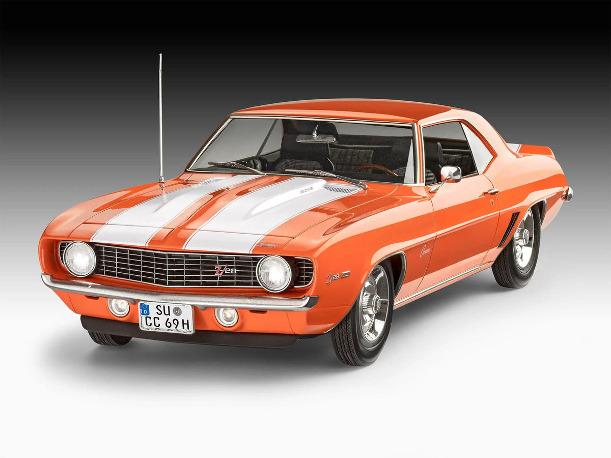 700 - Revell - 07727 - Chevrolet Camaro Z28 (1969) - painted model
