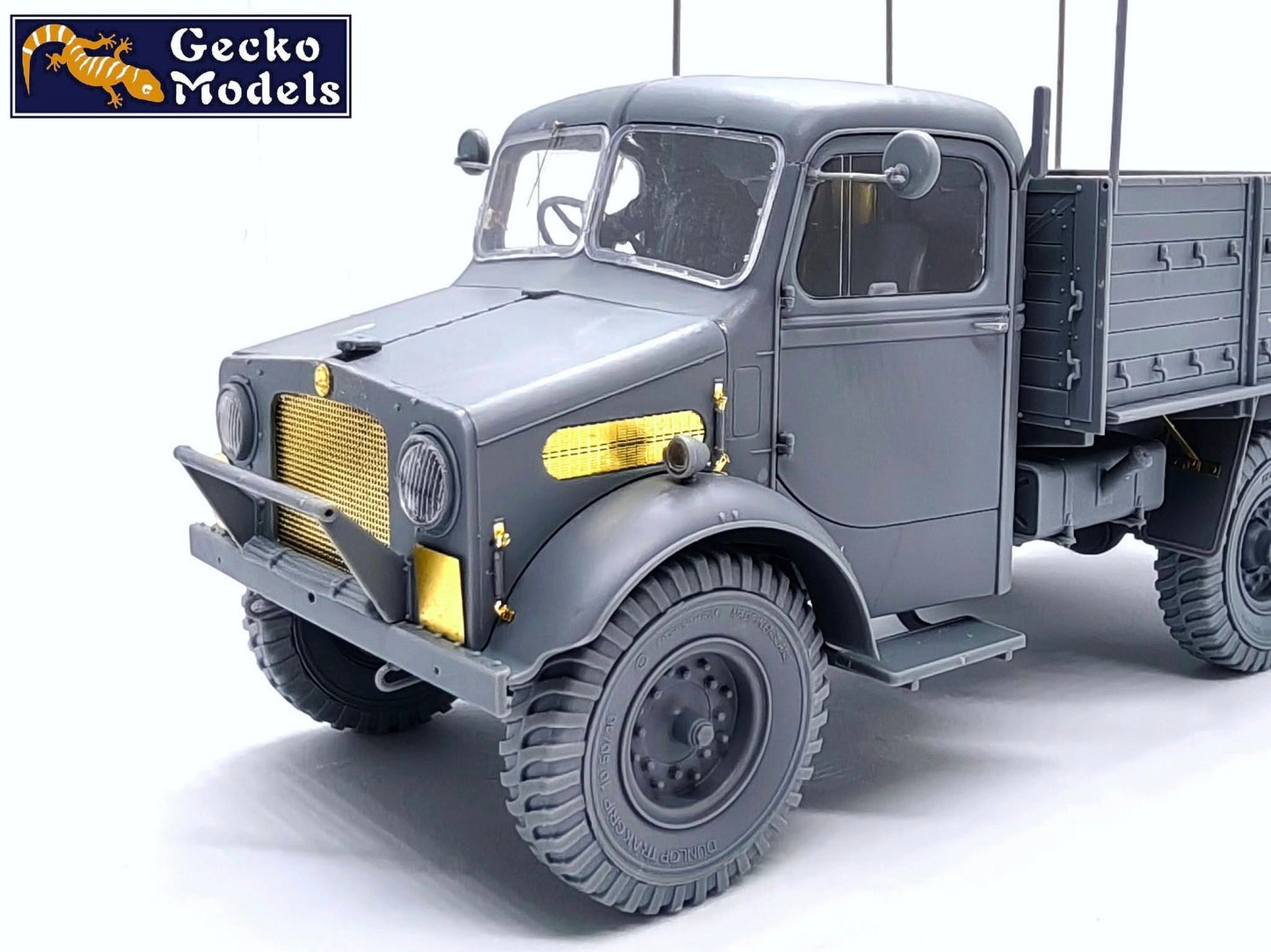 606 - Gecko Models - 35GM0098 - Bedford OXD 4x2 GS (Wooden Body) - unpainted model