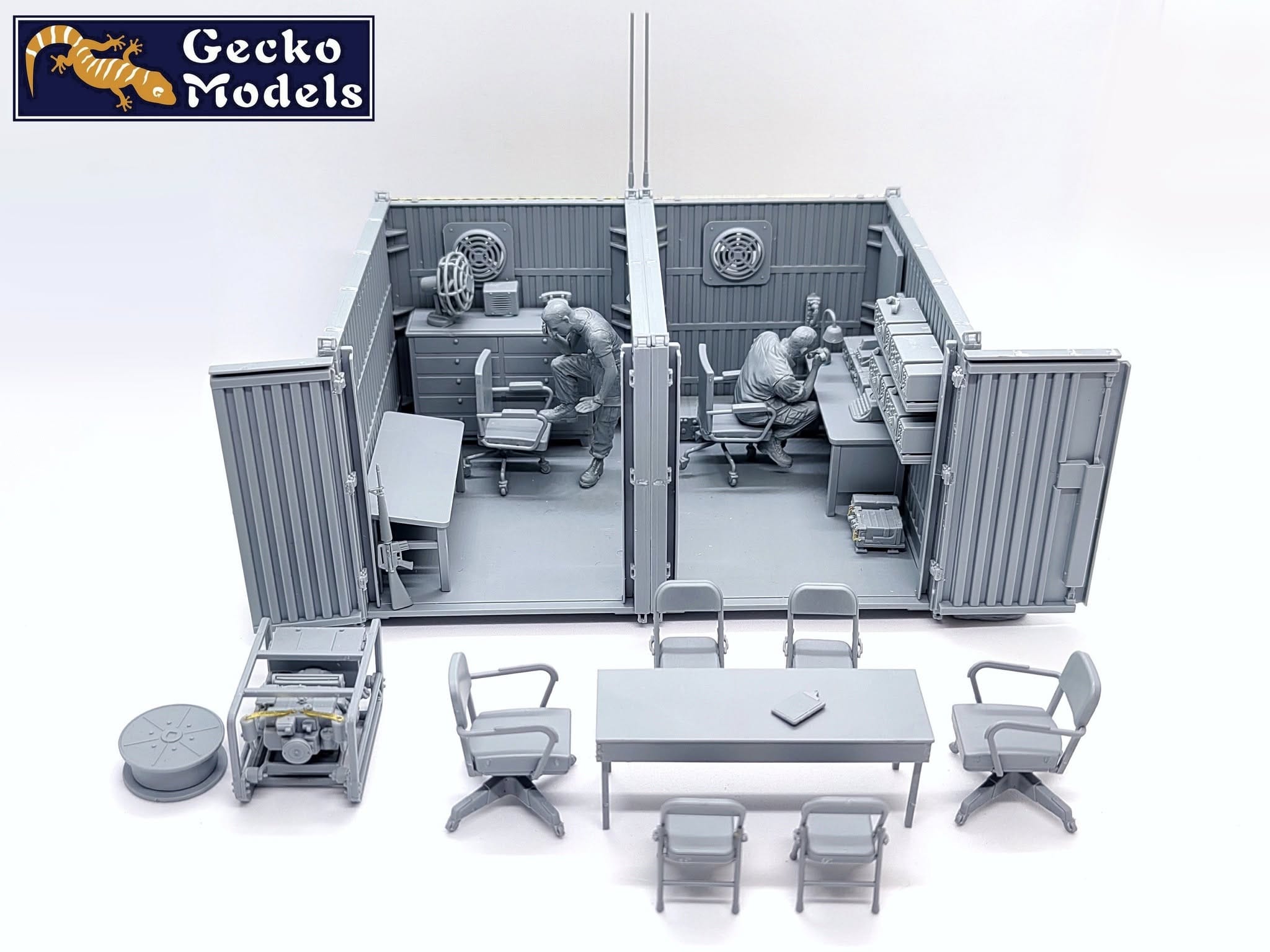 Gecko Models - 35GM0119 - United States Army Base Temporary Command Station - unpainted model